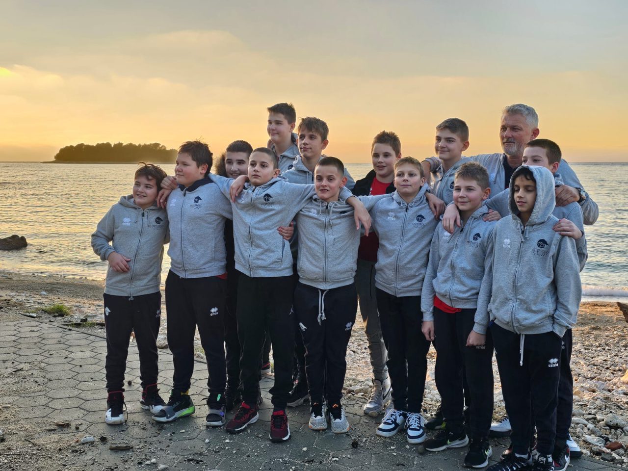 68f69c96-f32e-4a1e-87a3-543eba698c35