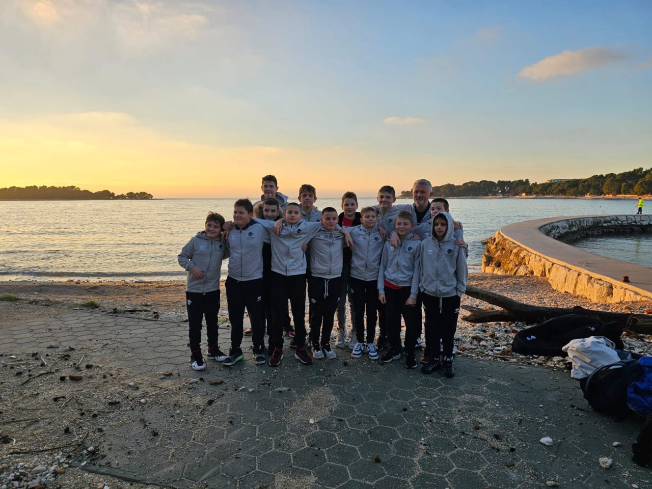 7bd9fa3c-e7b9-4879-ad08-f7285cba8e0c