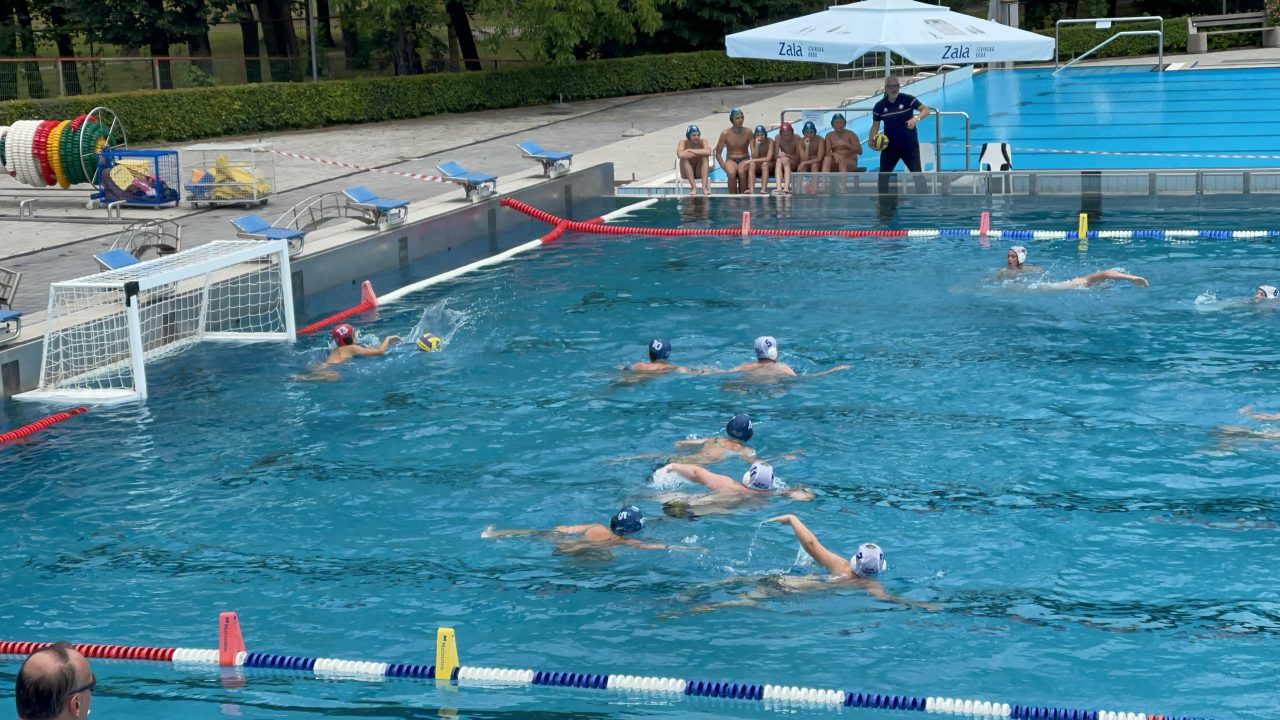 IMG_2027 IMG_2027