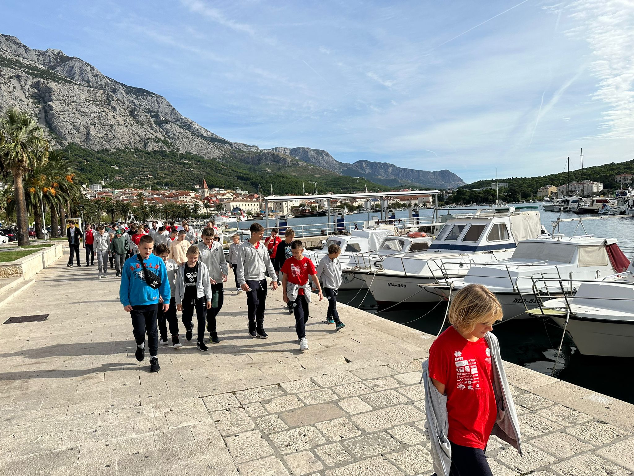 b8f560f1-48d1-453d-b80a-0d6d1db0aeff