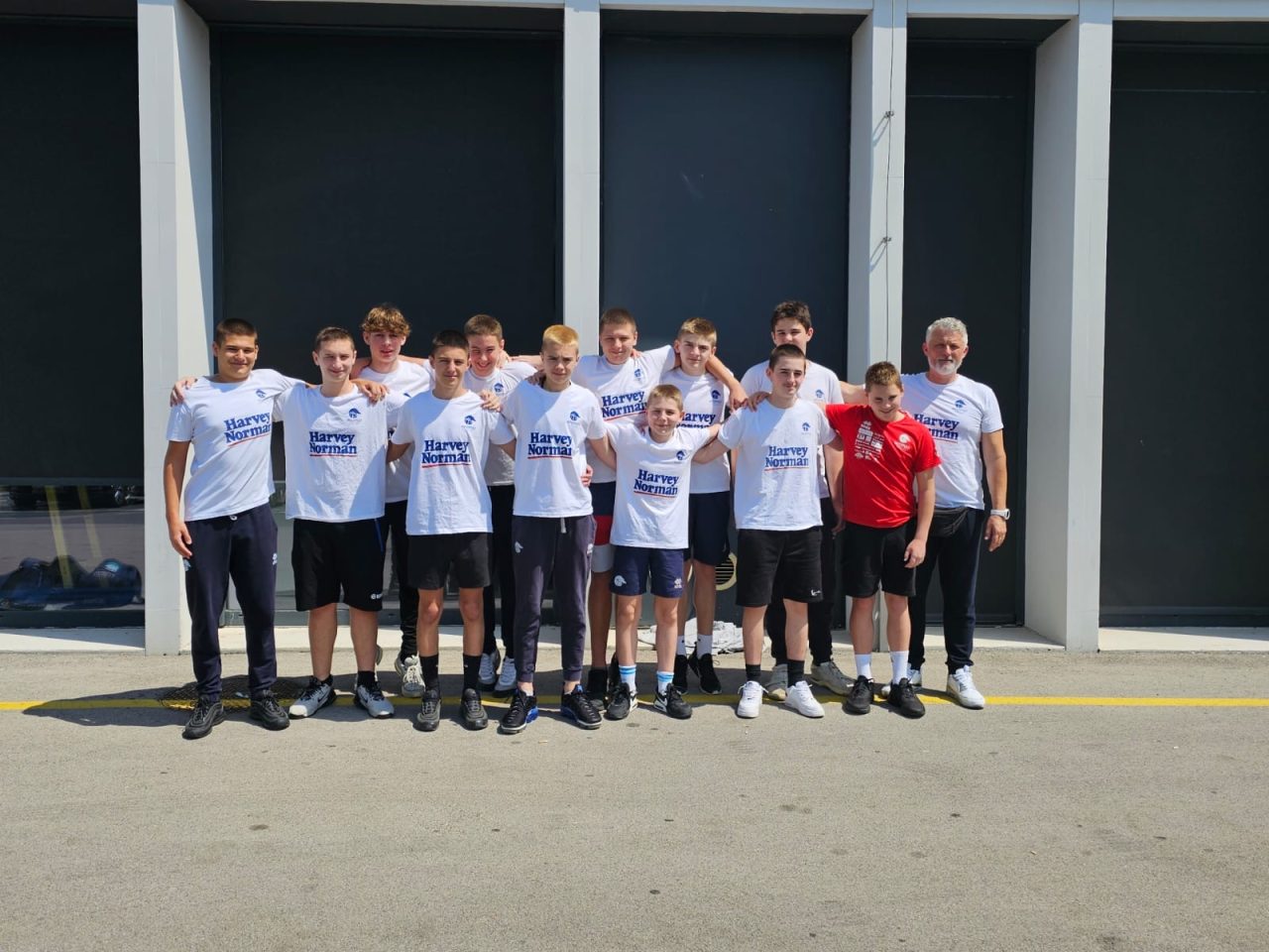 e0d1389d-2a7d-4877-82f8-4b23e812e1b8